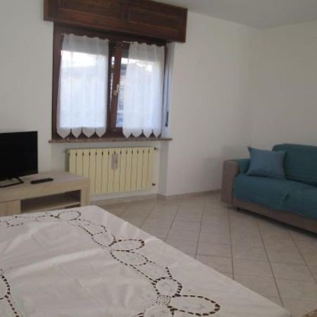 Casa Mia Apartment นุส ภายนอก รูปภาพ